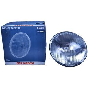 SYLVANIA H6024 Basic Halogen Sealed Beam Headlight 12.8V 40/60W NEW Open Box